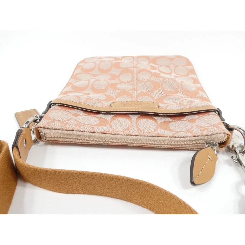 Coach Penelope Signature Tangerine Swingpack NWT‎ F43631